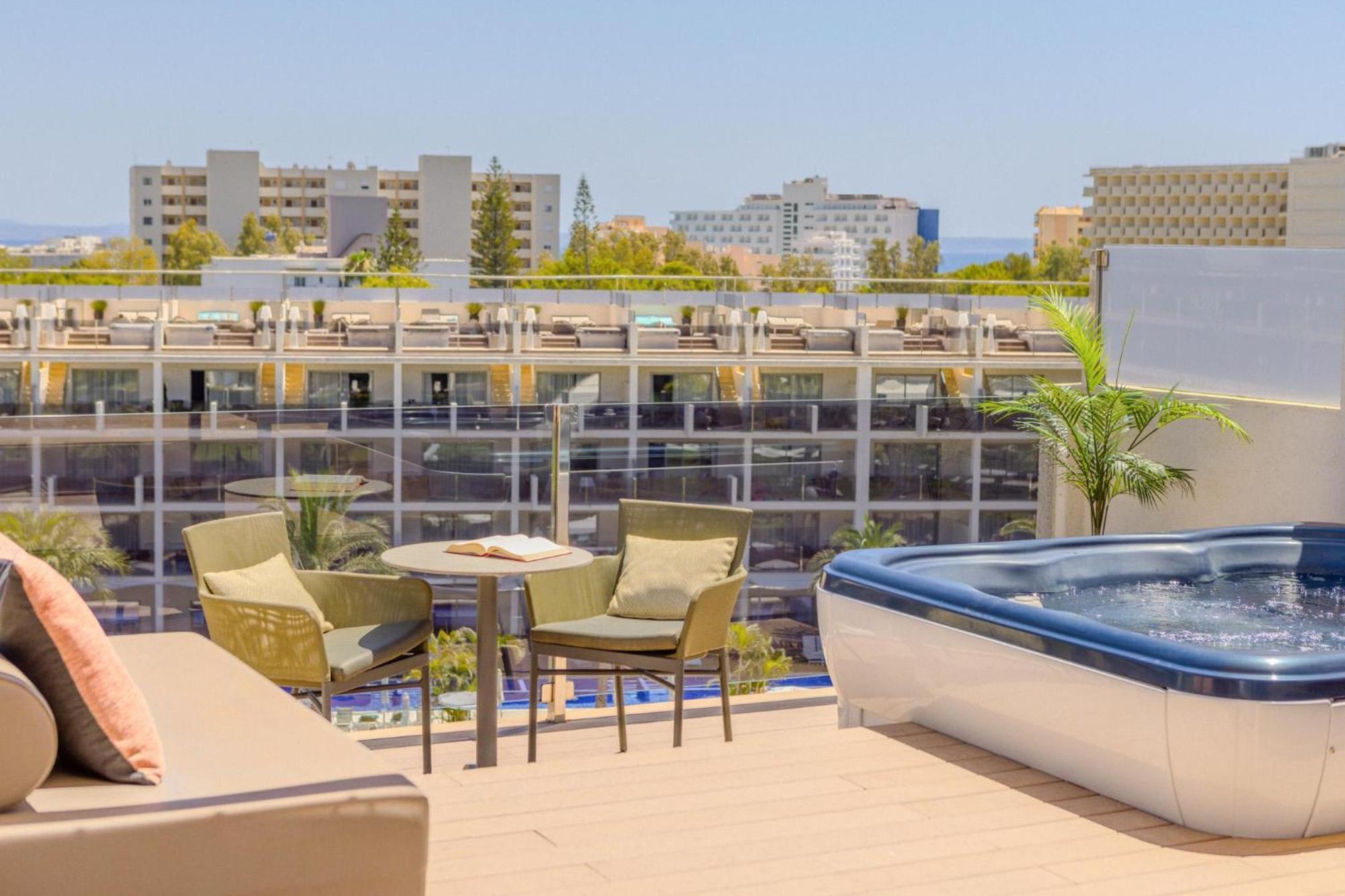 Zafiro Palace Lägenhetshotell 5*