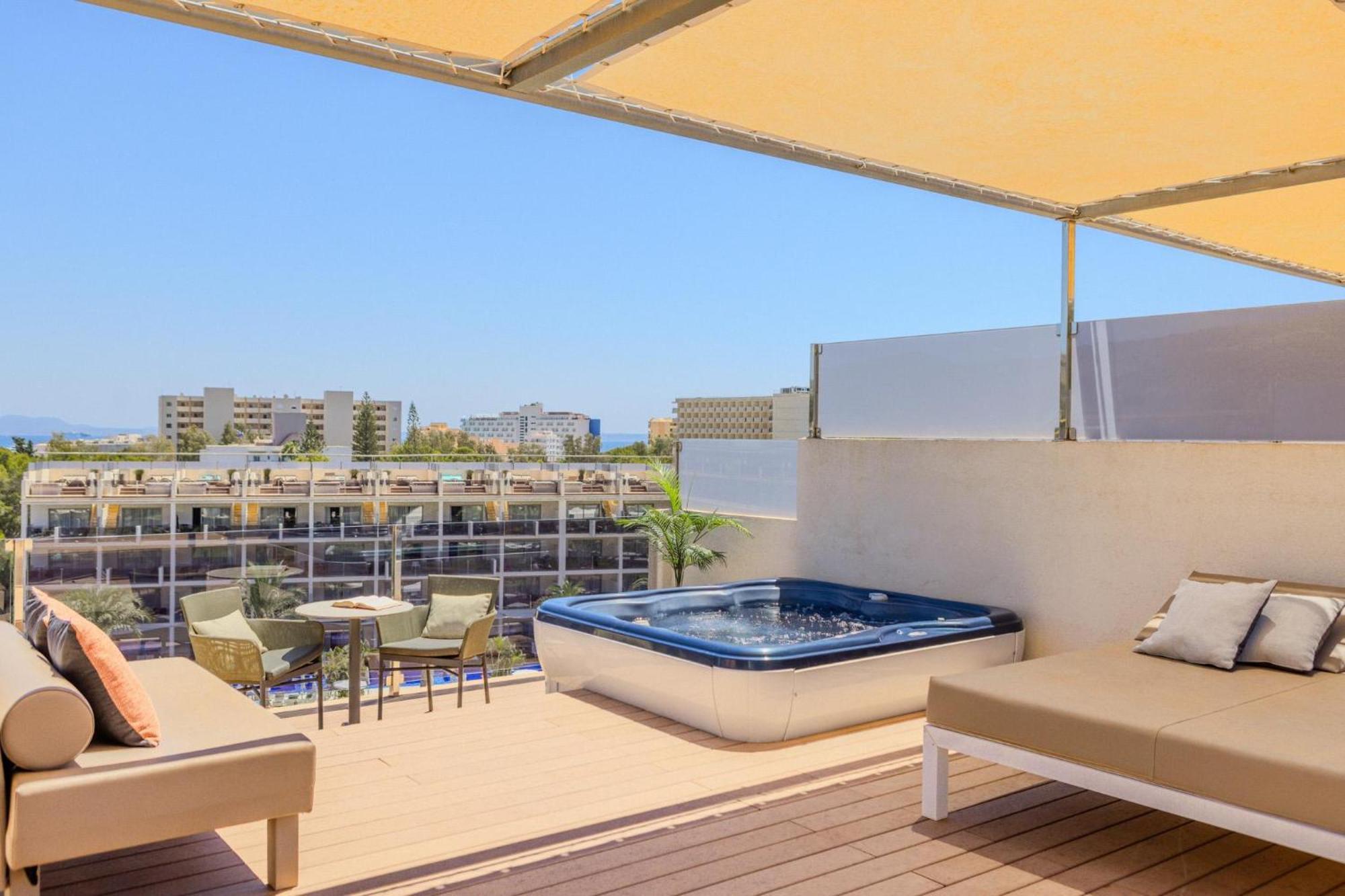 Lägenhetshotell Zafiro Palace 5*